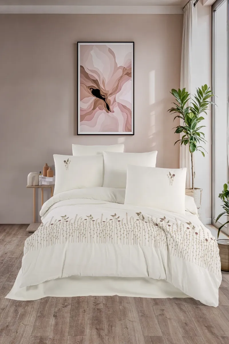Newhome Diamond Diva Krem Lüx Nakışlı %100 Pamuk Çift Kişilik Nevresim Takımı