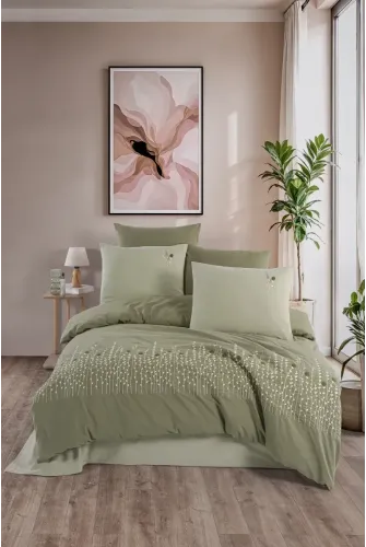 Newhome Diamond Diva Yeşil Lüx Nakışlı %100 Pamuk Çift Kişilik Nevresim Takımı