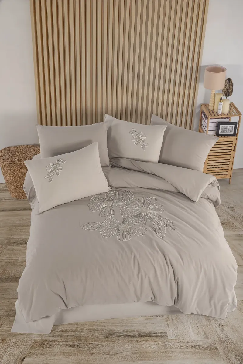 Newhome Diamond Lotus Kahve Lüx Nakışlı %100 Pamuk Çift Kişilik Nevresim Takımı